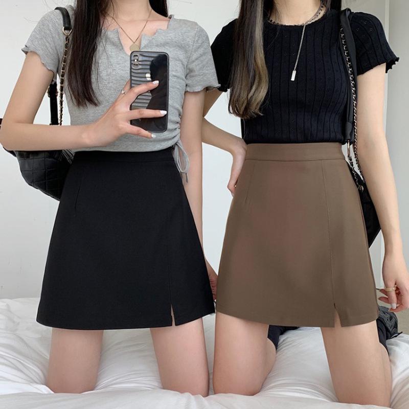 High-Waist Black A-line Skirt - Plus Size, Short, Hip-Covering for Spring & Autumn 2024 L
High-Waist Black A-line Skirt - Plus Size, Short, Hip-Covering for Spring & Autumn 2024 L