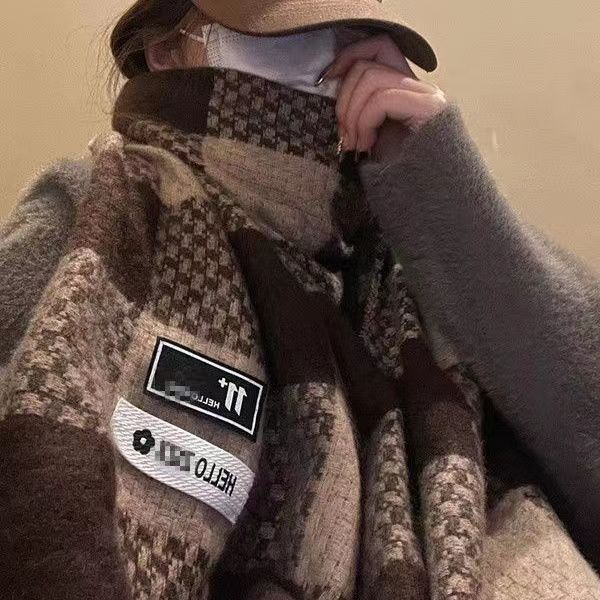 Chessboard Square Scarf Niche Lattice Premium Atmosphere Versatile Student Female Soft темно-коричневого кольору
Chessboard Square Scarf Niche Lattice Premium Atmosphere Versatile Student Female Soft темно-коричневого кольору