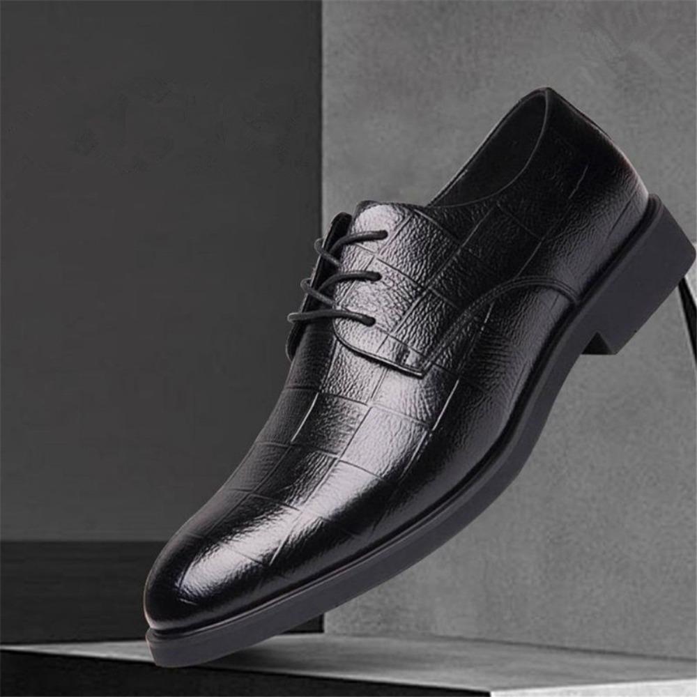 Mens Leather Shoes Business Formal Dress Shoes Casual Soft Sole Comfortable Warm Increase Height Pointed Toe Wedding Shoes 45
Mens Leather Shoes Business Formal Dress Shoes Casual Soft Sole Comfortable Warm Increase Height Pointed Toe Wedding Shoes 45