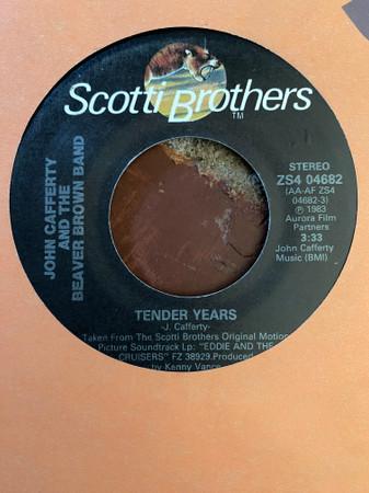 7inch Record JOHN CAFFERTY THE BEAVER BROWN BA Tender Years ZS404682 Scotti Bros. Re 1983 Canada Rock Used
7inch Record JOHN CAFFERTY THE BEAVER BROWN BA Tender Years ZS404682 Scotti Bros. Re 1983 Canada Rock Used