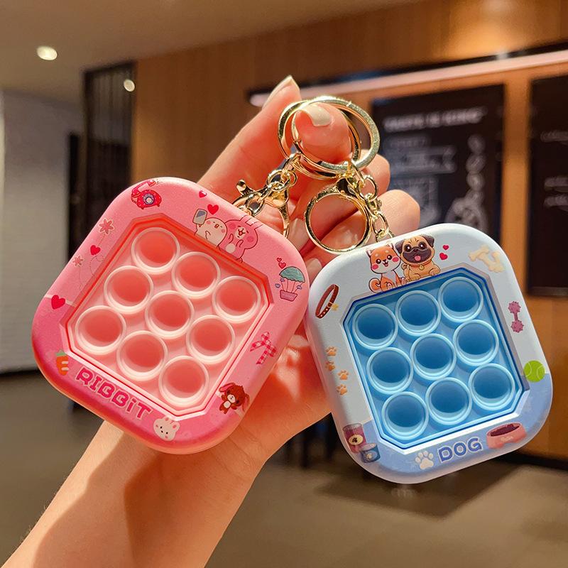 Toys Speed 2PCS Keychain Push Game Console Backpack Charm Squeeze Stress Relief Sensory Fidget Calm Down For Teens Boys Girls
Toys Speed 2PCS Keychain Push Game Console Backpack Charm Squeeze Stress Relief Sensory Fidget Calm Down For Teens Boys Girls
