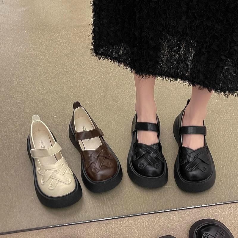 Retro British style, thin and comfortable single shoes for women s 2024 summer new small men with heightened thick soles and skirts for women s shoes 35 чорний
Retro British style, thin and comfortable single shoes for women s 2024 summer new small men with heightened thick soles and skirts for women s shoes 35 чорний