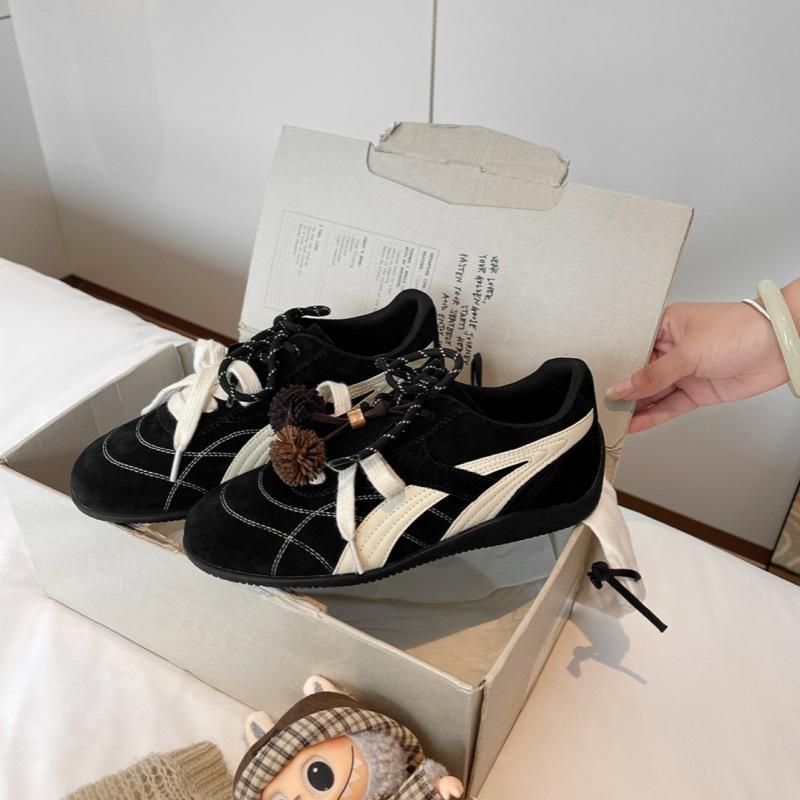 Ретро американские туфли-шишки женские 2025 осень новые гоночные туфли красные немецкие тренировочные туфли повседневные кеды Forrest Gump обувь тренд 40 чёрный
Ретро американские туфли-шишки женские 2025 осень новые гоночные туфли красные немецкие тренировочные туфли повседневные кеды Forrest Gump обувь тренд 40 чёрный