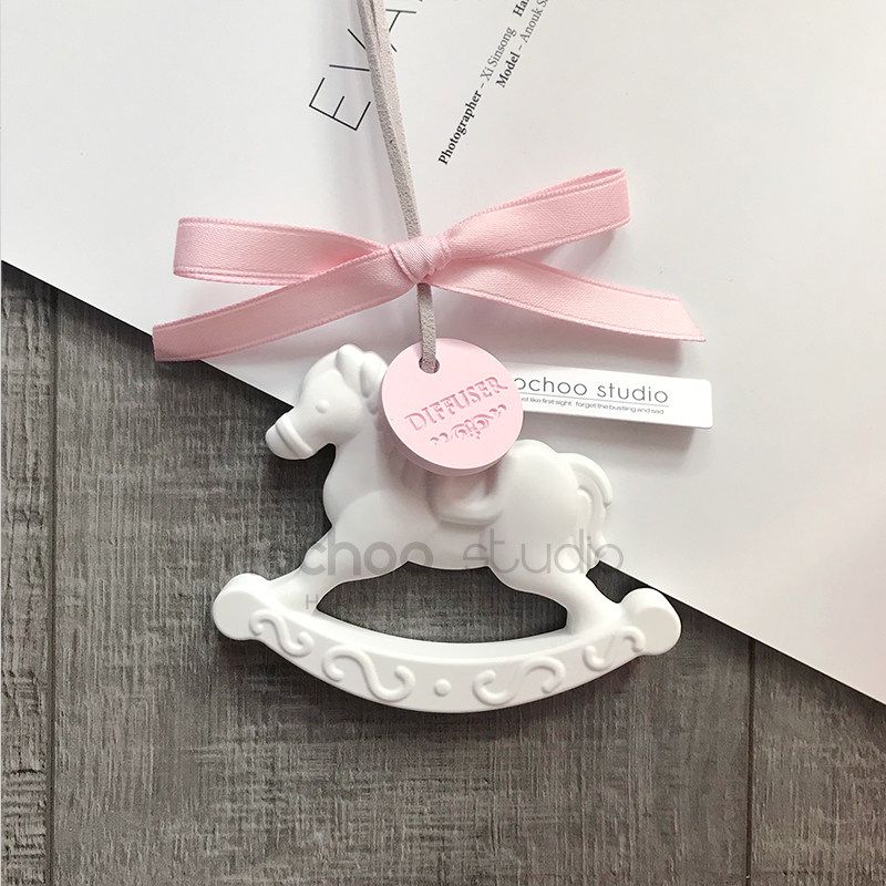 Trojan Ins Pendant Hand Gift Car Perfume Fragrance Cute Pink and White Rocking Horse + Sea Salt Sage
Trojan Ins Pendant Hand Gift Car Perfume Fragrance Cute Pink and White Rocking Horse + Sea Salt Sage