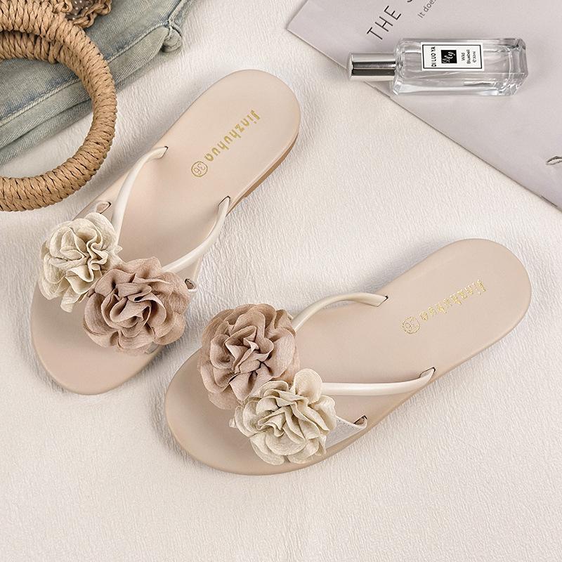 Beautiful cool slippers outer wear women s summer new flowers with skirts seaside vacation shoes 35 абрикосовый
Beautiful cool slippers outer wear women s summer new flowers with skirts seaside vacation shoes 35 абрикосовый