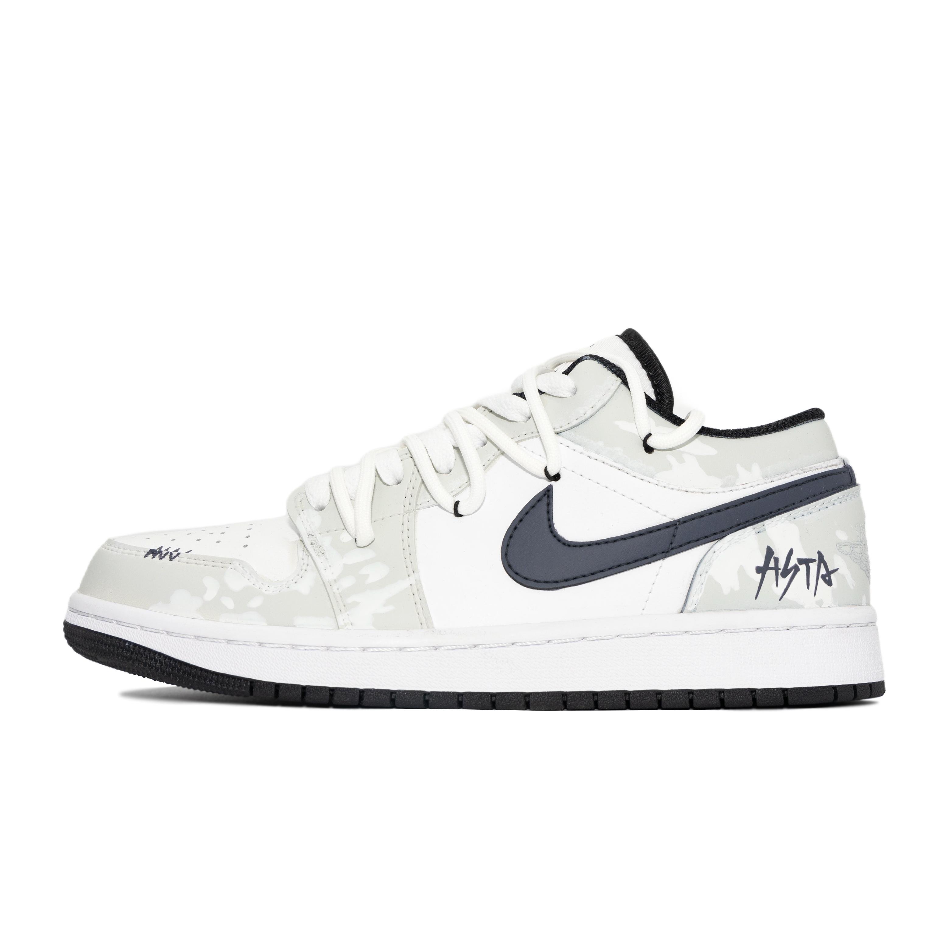 Jordan Air Jordan 1 Vintage Basketball Shoes Men s Low top Gray/White 553558-132(Team748-) 44.5
Jordan Air Jordan 1 Vintage Basketball Shoes Men s Low top Gray/White 553558-132(Team748-) 44.5