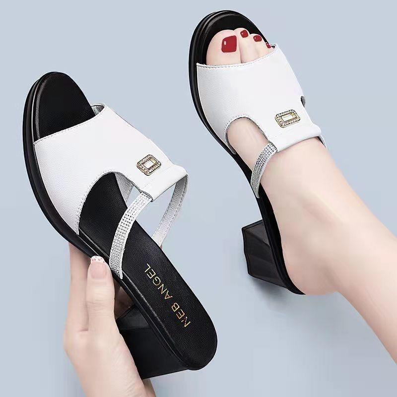 New Soft Leather Wedge Sandal Women s Shoes - One-piece Slip-on Casual Style 40
New Soft Leather Wedge Sandal Women s Shoes - One-piece Slip-on Casual Style 40