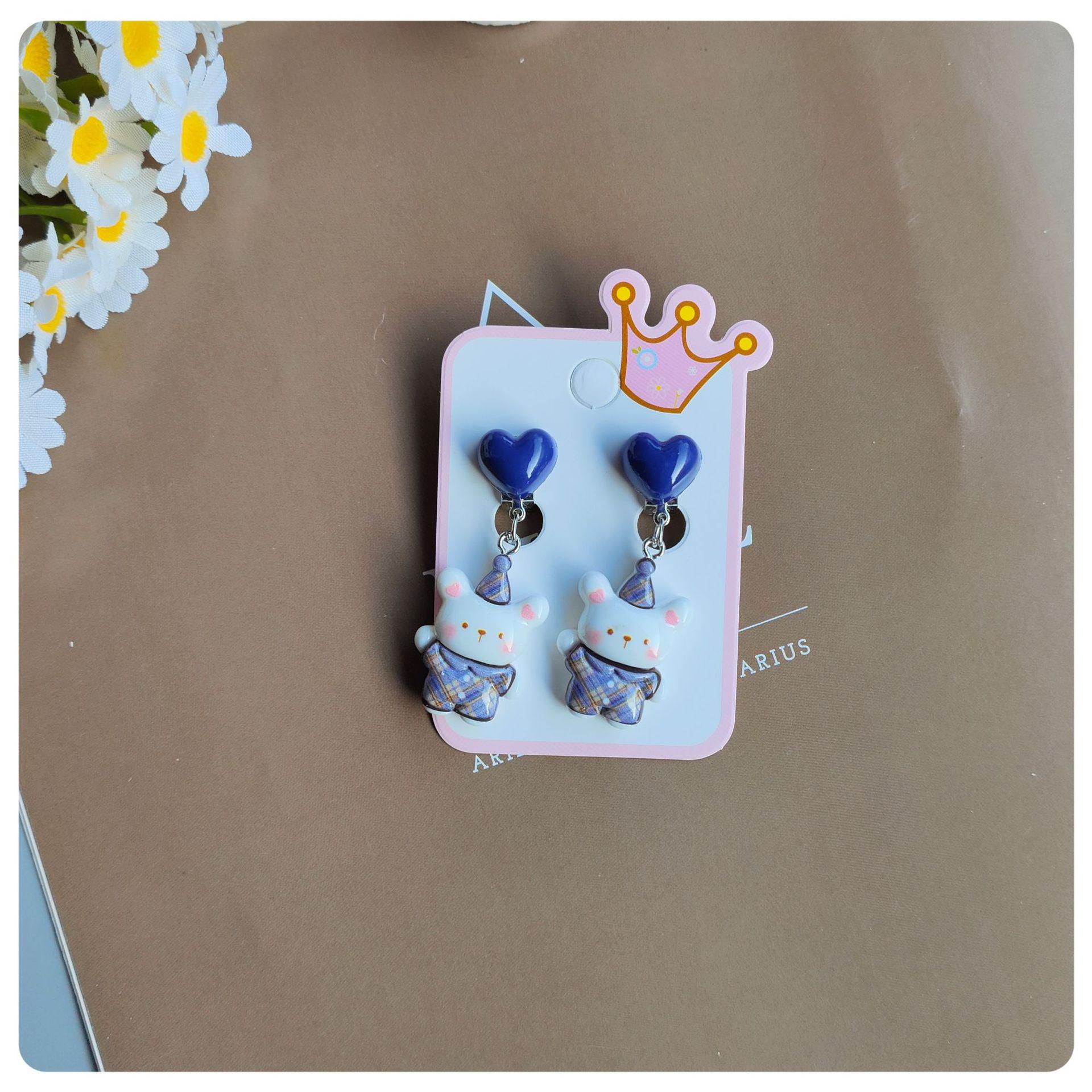 Retro Cartoon Heart & Plaid Bunny Bear No-Pierce Earring for Kids
Retro Cartoon Heart & Plaid Bunny Bear No-Pierce Earring for Kids