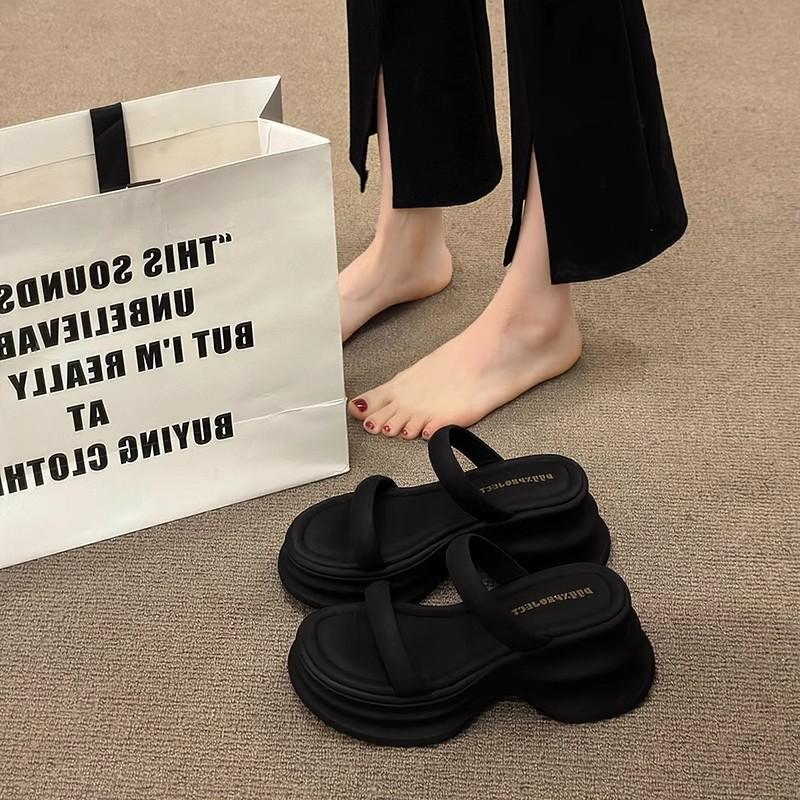 High-heeled slippers women s summer outer wear new summer high-end feeling small thick-bottomed beach with skirt cool slippers 35
High-heeled slippers women s summer outer wear new summer high-end feeling small thick-bottomed beach with skirt cool slippers 35
