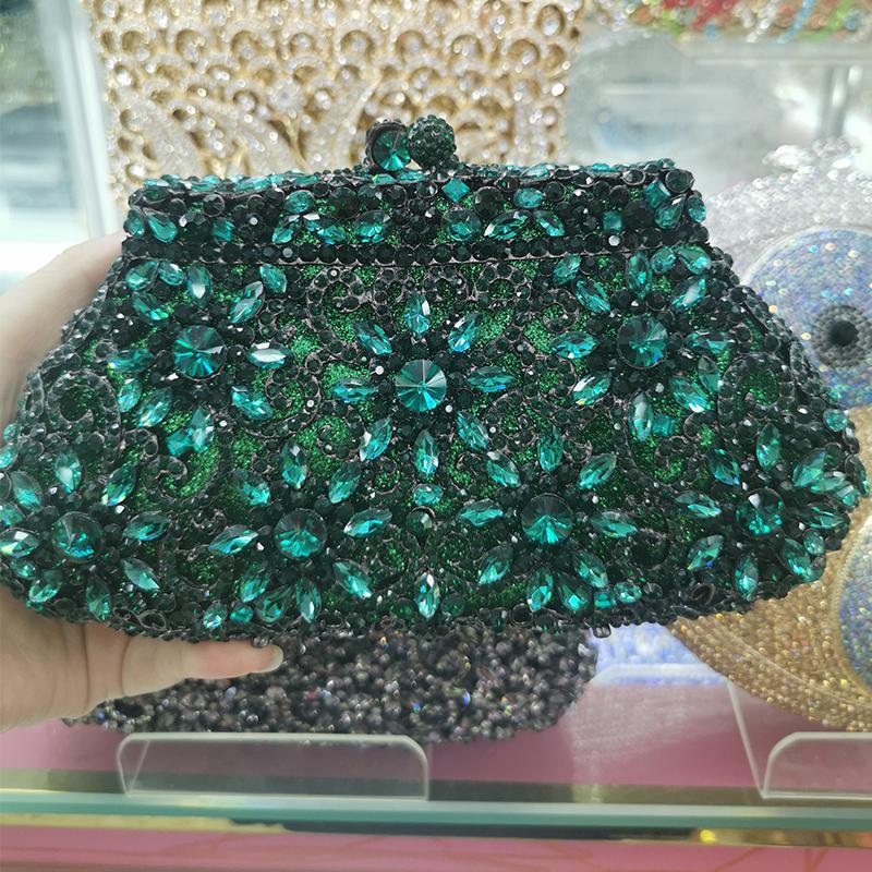 Crystal Evening Clutch Bag WHTUOHENG Luxury Diamond Bridal Handbags Wedding Purse Formal Party Rhinestone Clutches Lady Bags 19cmX10cmX6.5cm зелёный
Crystal Evening Clutch Bag WHTUOHENG Luxury Diamond Bridal Handbags Wedding Purse Formal Party Rhinestone Clutches Lady Bags 19cmX10cmX6.5cm зелёный