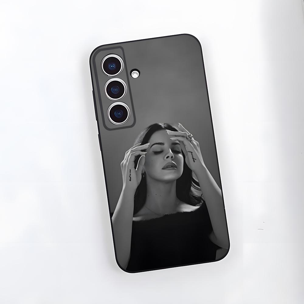 Lana Del Rey Popular Singer Phone Case For Samsung S26 S25 Plus S20 S20 Plus S22 Ultra S23 FE S21 Plus S21 Ultra Soft Cover Samsung S24 Ultra
Lana Del Rey Popular Singer Phone Case For Samsung S26 S25 Plus S20 S20 Plus S22 Ultra S23 FE S21 Plus S21 Ultra Soft Cover Samsung S24 Ultra