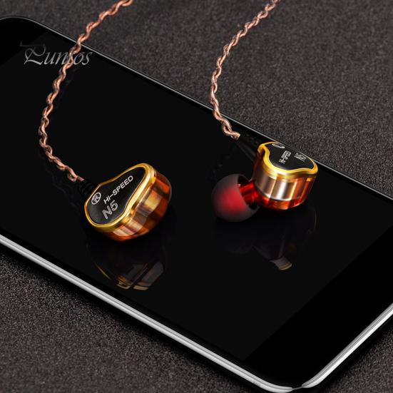 Проводные наушники-вкладыши с шумоподавлением, динамические Hi-Fi басы, спортивная гарнитура, мониторы, наушники для мобильного телефона серебряный серый
Проводные наушники-вкладыши с шумоподавлением, динамические Hi-Fi басы, спортивная гарнитура, мониторы, наушники для мобильного телефона серебряный серый