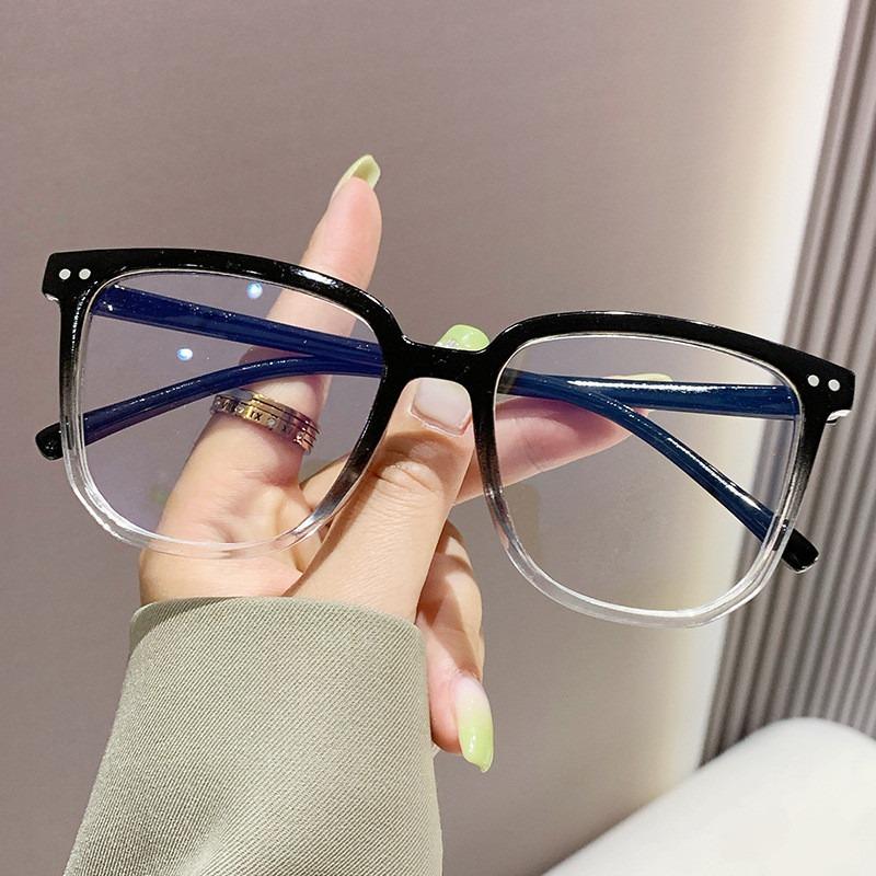 Anti Blue Light Blocking Glasses Women s Clear Anti Radiation Glassesanti Radiation Eyeglass чорного кольору градієнта
Anti Blue Light Blocking Glasses Women s Clear Anti Radiation Glassesanti Radiation Eyeglass чорного кольору градієнта