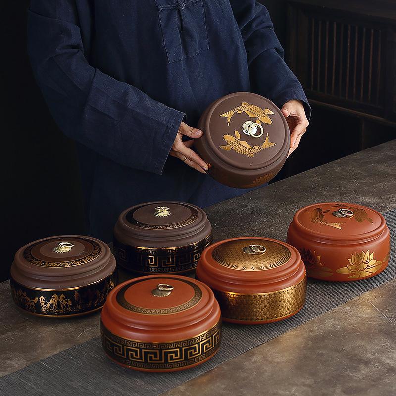 Creative Gold Plated Stripes Floral Ceramic Tea Jar Home Large Capacity Tea Sealed Storage Box Household Food Jar Container Home
Creative Gold Plated Stripes Floral Ceramic Tea Jar Home Large Capacity Tea Sealed Storage Box Household Food Jar Container Home