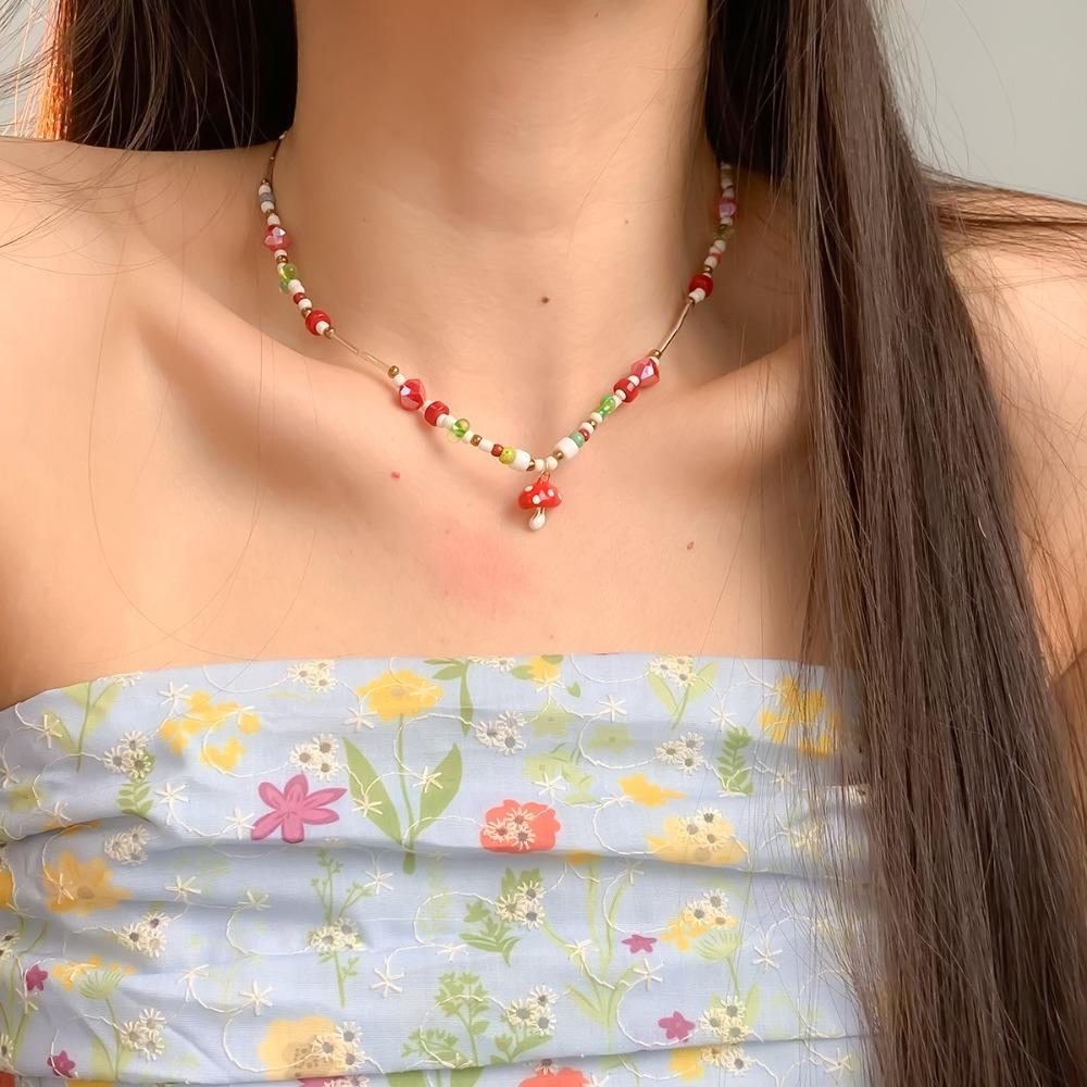 Neck Jewelry Colorful Stone Choker Necklace Ethnic Style Pearl Clavicle Chain Party Swallow
Neck Jewelry Colorful Stone Choker Necklace Ethnic Style Pearl Clavicle Chain Party Swallow