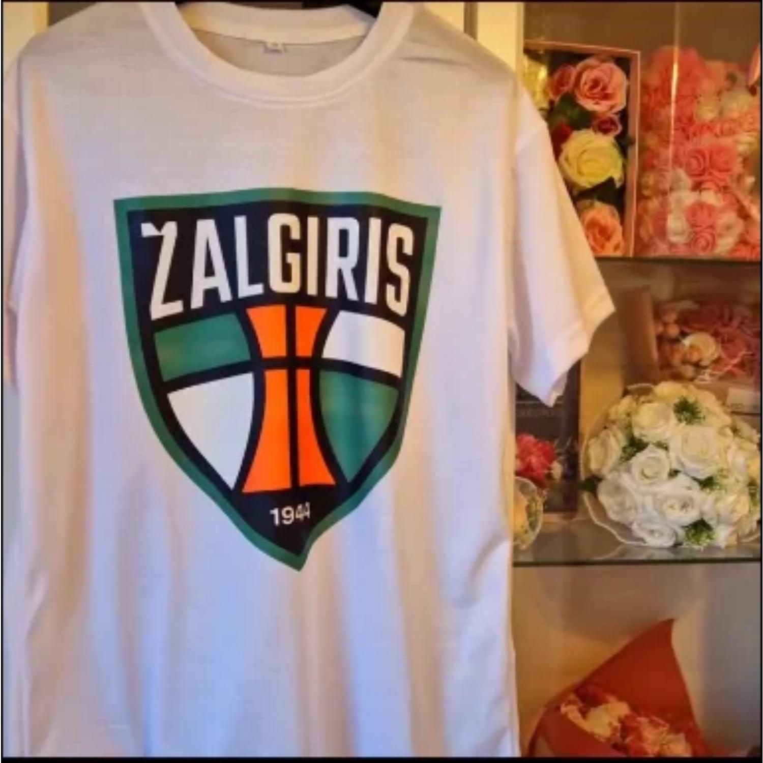 Чоловіча футболка ZALGIRIS 1944 з логотипом баскетбольної команди Вінтажна з принтом спортивної команди Бавовняна футболка Повсякденний Дихаючий Вуличний одяг Верх Зручний XXXXXL
Чоловіча футболка ZALGIRIS 1944 з логотипом баскетбольної команди Вінтажна з принтом спортивної команди Бавовняна футболка Повсякденний Дихаючий Вуличний одяг Верх Зручний XXXXXL