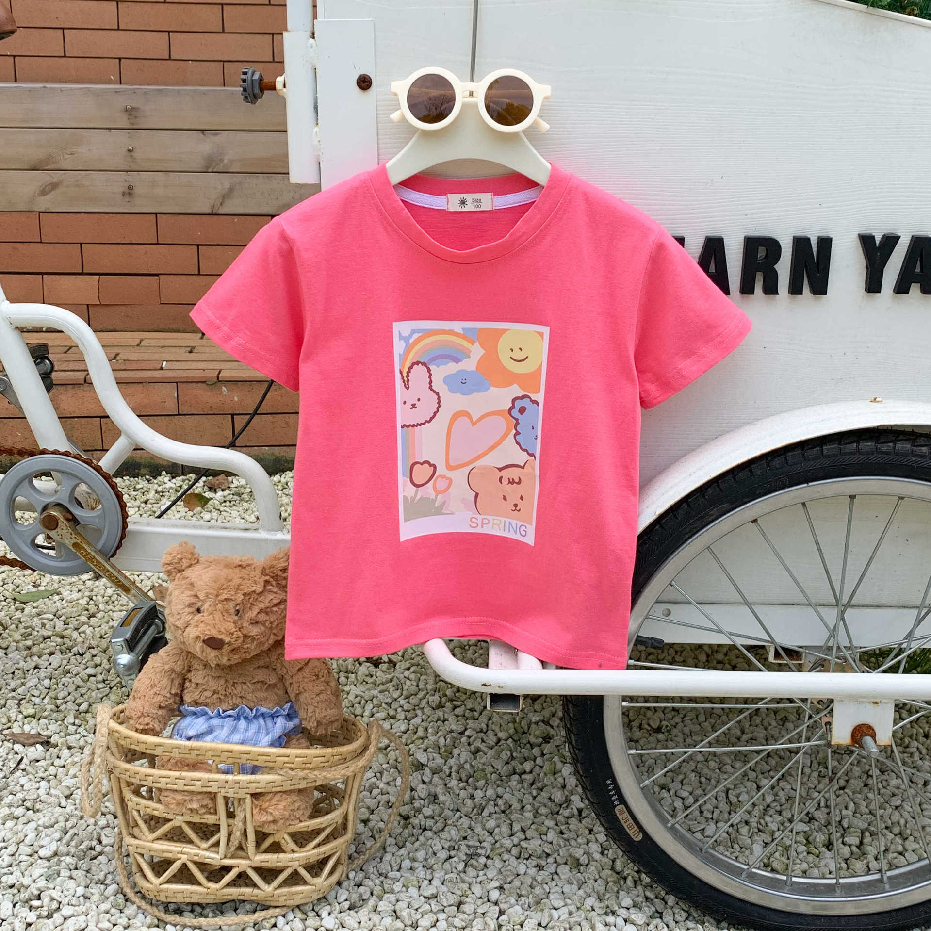 Повседневная футболка с короткими рукавами для девочек, летняя детская рубашка из хлопковой основы 90cm
Повседневная футболка с короткими рукавами для девочек, летняя детская рубашка из хлопковой основы 90cm