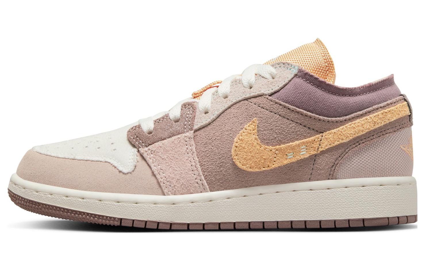 Jordan 1 Low SE Taupe Haze GS DZ4465-200 38
Jordan 1 Low SE Taupe Haze GS DZ4465-200 38