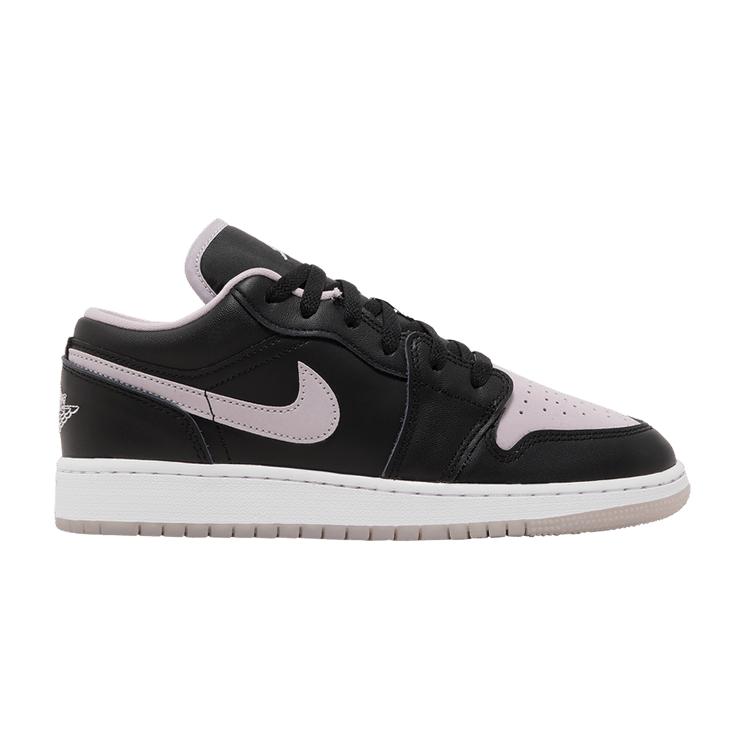 Jordan 1 Low SE Black Iced Lilac (GS) 39
Jordan 1 Low SE Black Iced Lilac (GS) 39