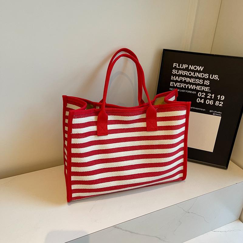 Холщовая сумка женская большая вместительная сумка-тоут сумка 2025 новая нишевая клетчатая сумка для мамы для поездок на работу сумка на плечо для отдыха бордовый
Холщовая сумка женская большая вместительная сумка-тоут сумка 2025 новая нишевая клетчатая сумка для мамы для поездок на работу сумка на плечо для отдыха бордовый