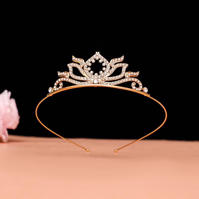 Детский головной убор «Корона принцессы» — стильный аксессуар для выступлений на мероприятиях
Детский головной убор «Корона принцессы» — стильный аксессуар для выступлений на мероприятиях