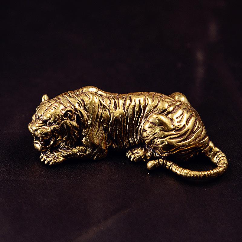 Vintage Brass Tiger Figurine - King Statue Paperweight/Desk Ornament | Mini Copper Animal Decoration for Home Decor & Gift
Vintage Brass Tiger Figurine - King Statue Paperweight/Desk Ornament | Mini Copper Animal Decoration for Home Decor & Gift