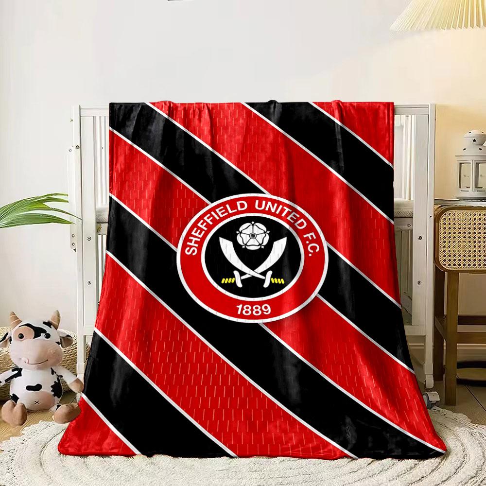 Diagonal red and black stripes with a central Sheffield United emblem. for all seasons blanket lunch break throw gift 80cm x 120cm
Diagonal red and black stripes with a central Sheffield United emblem. for all seasons blanket lunch break throw gift 80cm x 120cm