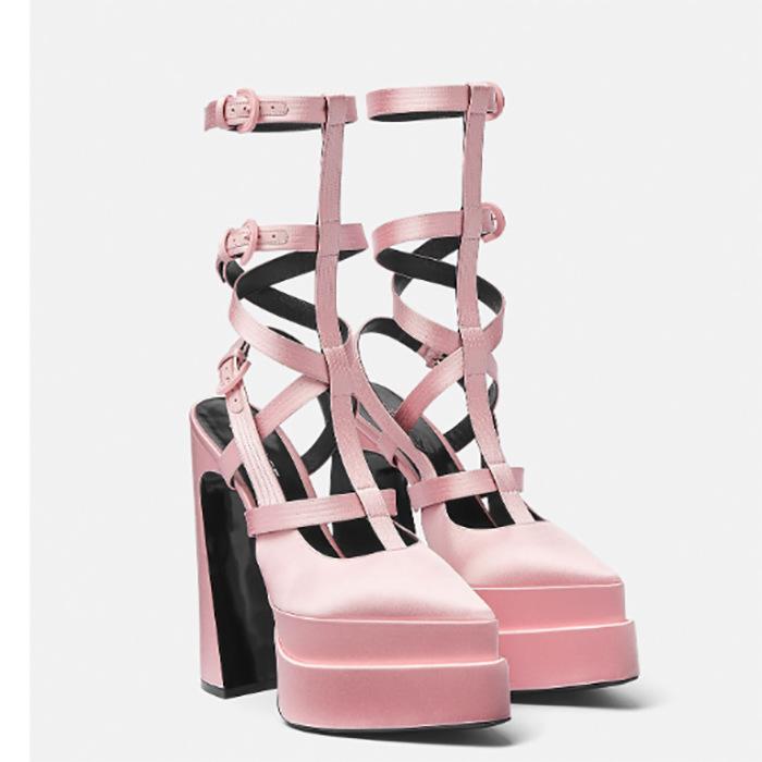 New fashion water platform thick heel hate sky high pointed silk high heel catwalk show women s single shoes 42 рожевий
New fashion water platform thick heel hate sky high pointed silk high heel catwalk show women s single shoes 42 рожевий