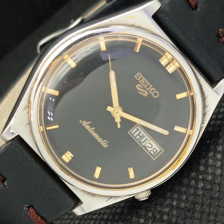 Б/У винтажные часы SEIKO 5 AUTOMATIC 7009A JAPAN MENS D/D BLACK WATCH 608g-a316354-9 SKU608g-a316354
Б/У винтажные часы SEIKO 5 AUTOMATIC 7009A JAPAN MENS D/D BLACK WATCH 608g-a316354-9 SKU608g-a316354