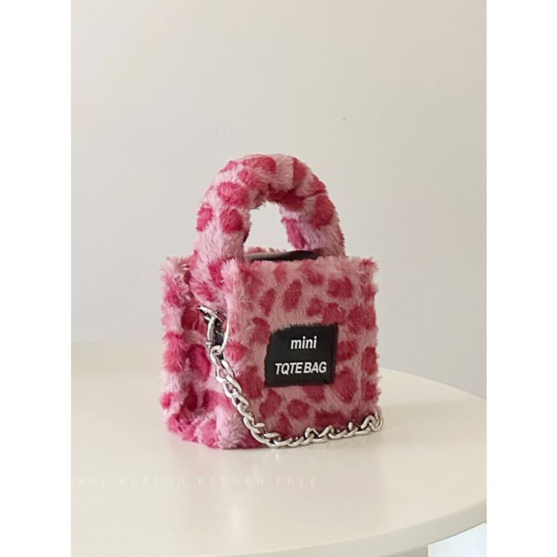 Сумка женская осенне-зимняя новая симпатичная плюшевая плюшевая универсальная цепочка мини-сумка через плечо маленькая квадратная сумка