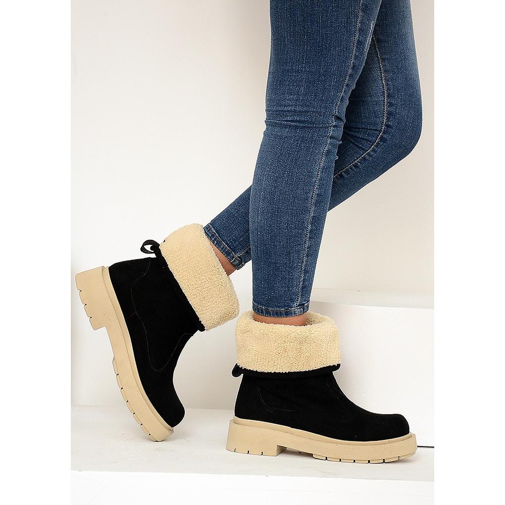 Женские замшевые ботинки Shearling Inside на толстой подошве со шнуровкой 49-7070-22 37 чёрный
Женские замшевые ботинки Shearling Inside на толстой подошве со шнуровкой 49-7070-22 37 чёрный