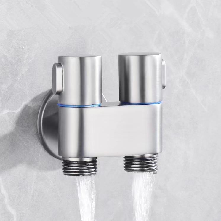 Распылитель Комбинированный из нержавеющей стали Туалетный компаньон Двойной контроль Независимый переключатель Угловой клапан Водораспределительный клапан
Распылитель Комбинированный из нержавеющей стали Туалетный компаньон Двойной контроль Независимый переключатель Угловой клапан Водораспределительный клапан