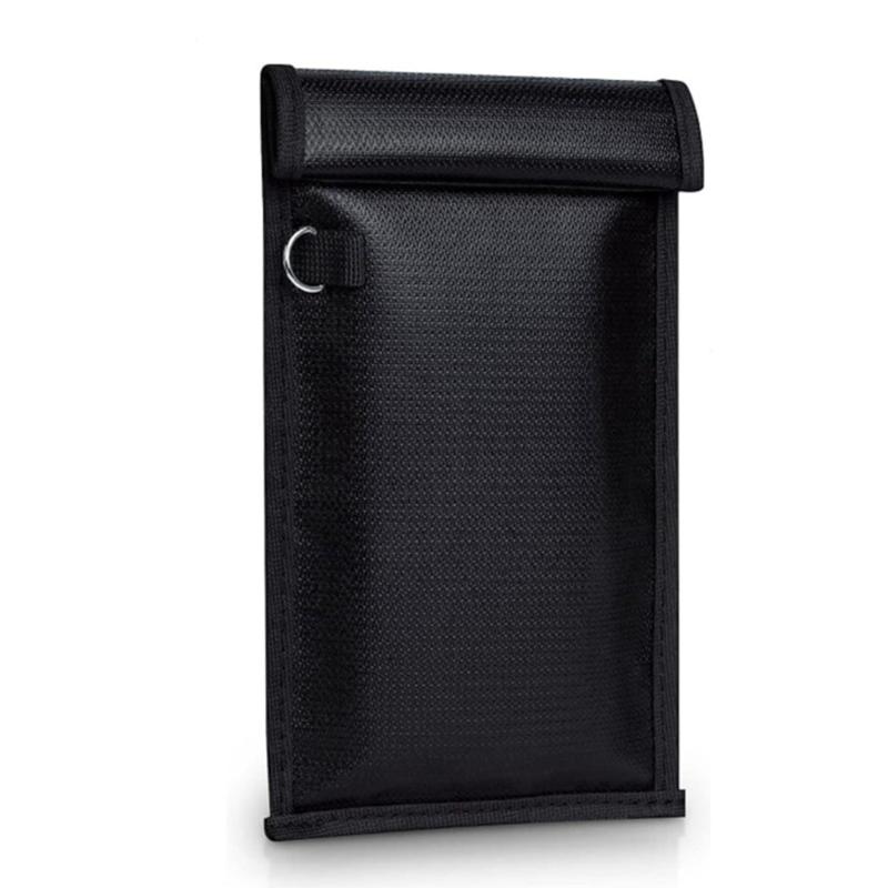 Flame Retardant Signal Isolation Holder With Magnetic ending Moisture Resistant Extended Use For Smartphones And Key Gadgets 14x9cm
Flame Retardant Signal Isolation Holder With Magnetic ending Moisture Resistant Extended Use For Smartphones And Key Gadgets 14x9cm