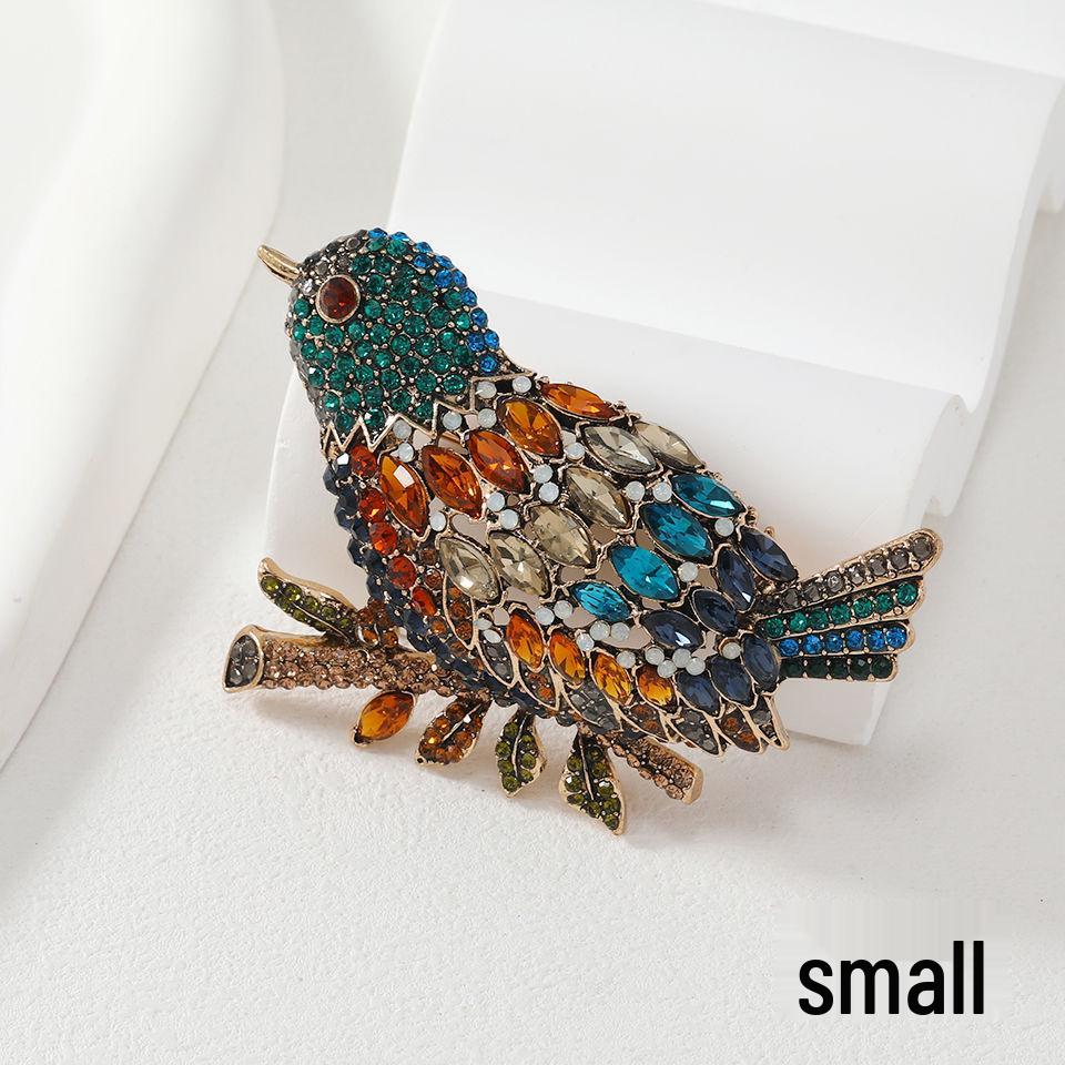 Vintage Magpie Brooch: Large, Exaggerated Diamond Design with Pin Buckle for Suit Jackets.
Vintage Magpie Brooch: Large, Exaggerated Diamond Design with Pin Buckle for Suit Jackets.