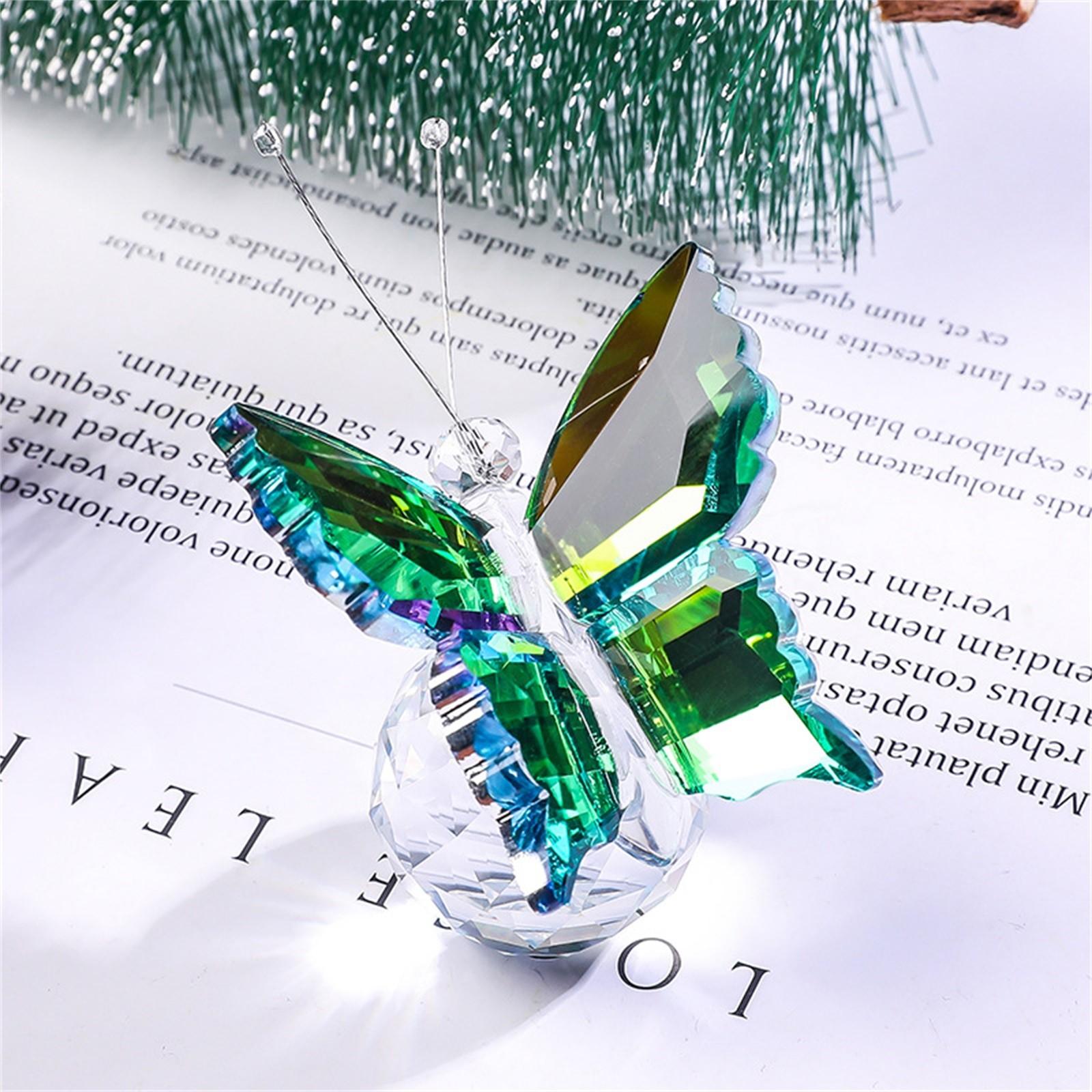 Хрустальная летающая бабочка с основанием из хрустального шара, коллекция статуэток, вырезанных в виде бабочки, украшение для животных, подходящее для стола, дома, спальни One Size
Хрустальная летающая бабочка с основанием из хрустального шара, коллекция статуэток, вырезанных в виде бабочки, украшение для животных, подходящее для стола, дома, спальни One Size