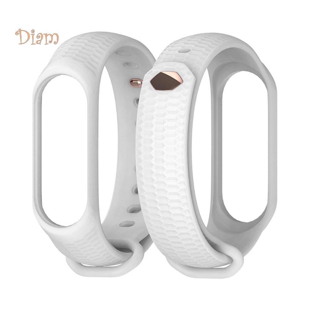 Мягкий регулируемый ремешок NO.CTRL Grain для браслета Xiaomi Mi Band 3/4 с дисплеем в корейском стиле серый
Мягкий регулируемый ремешок NO.CTRL Grain для браслета Xiaomi Mi Band 3/4 с дисплеем в корейском стиле серый