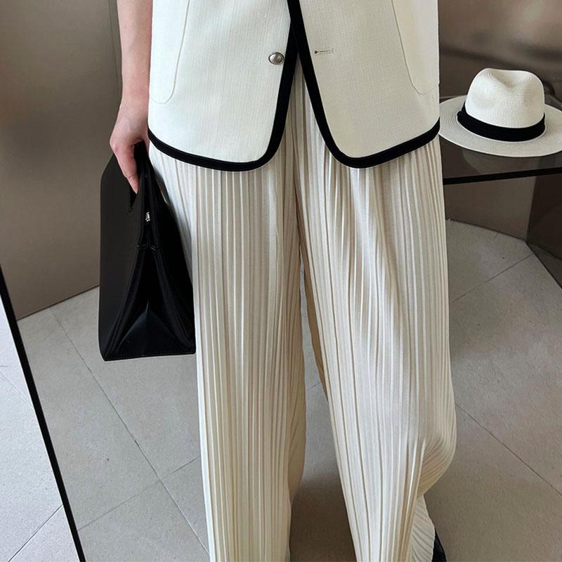 Женская одежда Y2K, абрикосовые широкие брюки, новые летние свободные повседневные тонкие плиссированные брюки для мытья полов, корейский стиль, мода 2023 г. 
Женская одежда Y2K, абрикосовые широкие брюки, новые летние свободные повседневные тонкие плиссированные брюки для мытья полов, корейский стиль, мода 2023 г.