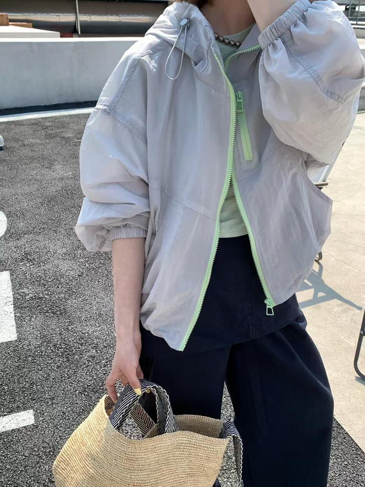 Женская толстовка на молнии с капюшоном в корейском стиле - 2025 Весна/Лето, трендовый свободный крой, универсальная защита от солнца, топ с длинным рукавом Medium светло-серый
Женская толстовка на молнии с капюшоном в корейском стиле - 2025 Весна/Лето, трендовый свободный крой, универсальная защита от солнца, топ с длинным рукавом Medium светло-серый