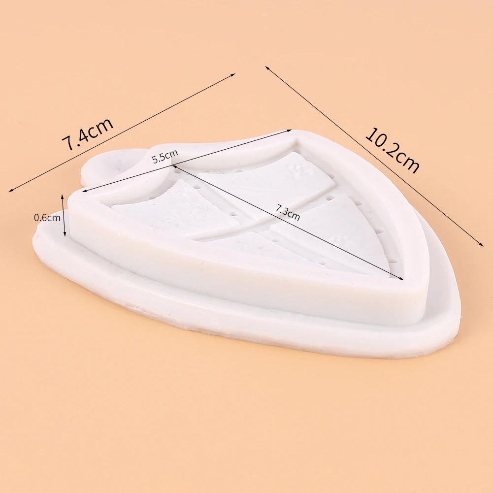 Kitchen Cake DIY Baking Double Sword Soldier Ancient Shield Chocolate Silicone Mold Fondant Doll Cake Decoration Dripping Clay
Kitchen Cake DIY Baking Double Sword Soldier Ancient Shield Chocolate Silicone Mold Fondant Doll Cake Decoration Dripping Clay