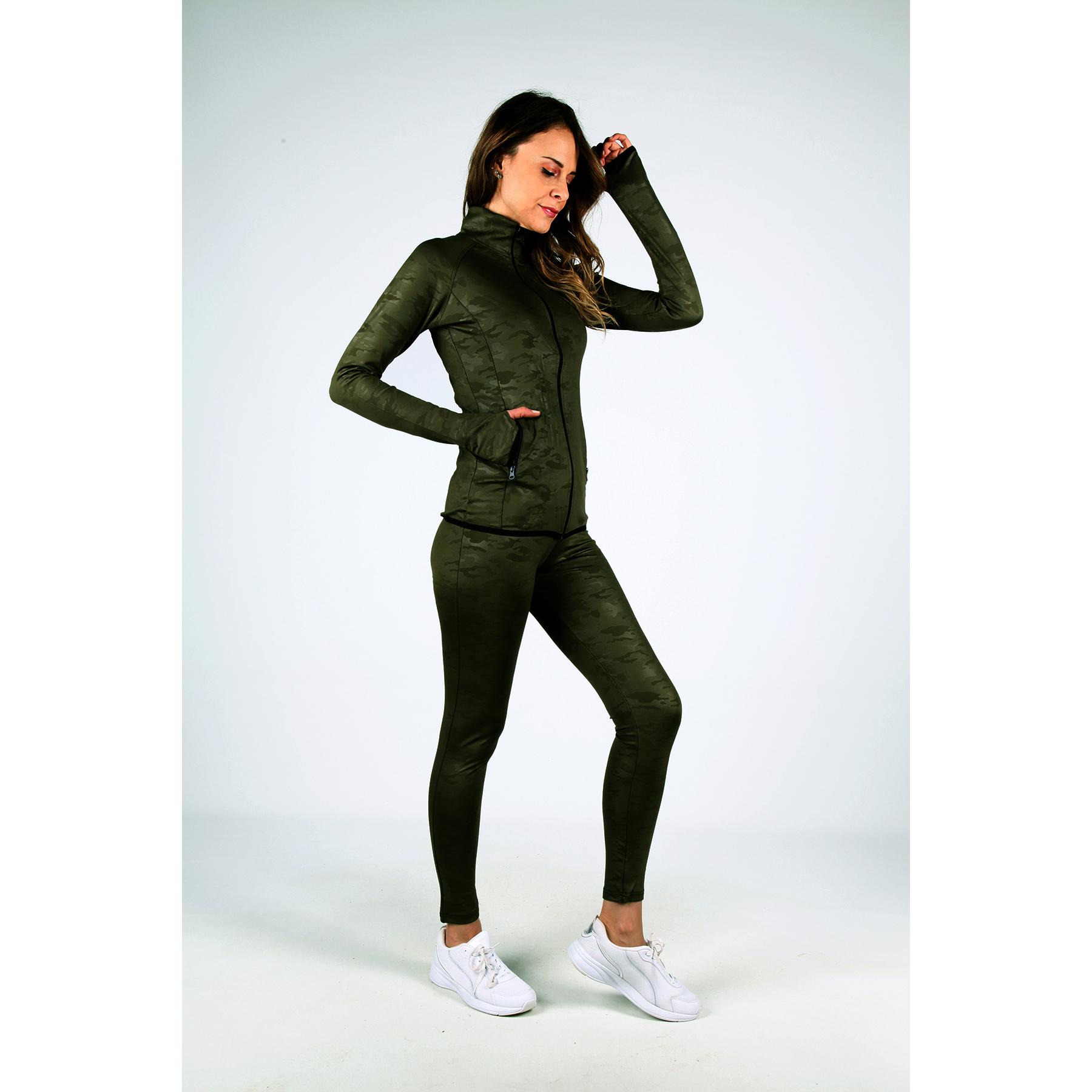 Seamless Yoga Set Women Gym Fitness Yoga Clothing Sports Wear Female Workout Leggings&Top Yoga Suit Training Tights Wear
Seamless Yoga Set Women Gym Fitness Yoga Clothing Sports Wear Female Workout Leggings&Top Yoga Suit Training Tights Wear