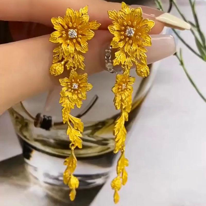 Flower fringed earrings temperament high-end simple stud earrings versatile niche high-end earrings
Flower fringed earrings temperament high-end simple stud earrings versatile niche high-end earrings