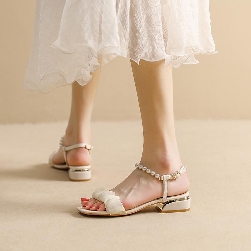 One-word pearl sandals women s simple niche leaky toe sandals low-heeled single shoes 34 чорний
One-word pearl sandals women s simple niche leaky toe sandals low-heeled single shoes 34 чорний