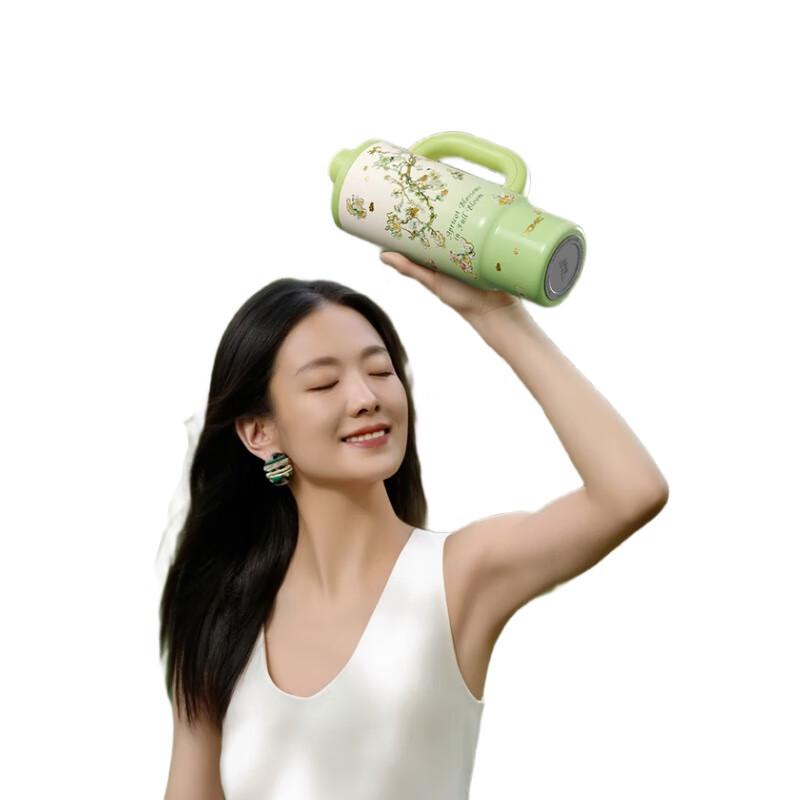 TOMIC Ice Tumbler
TOMIC Ice Tumbler