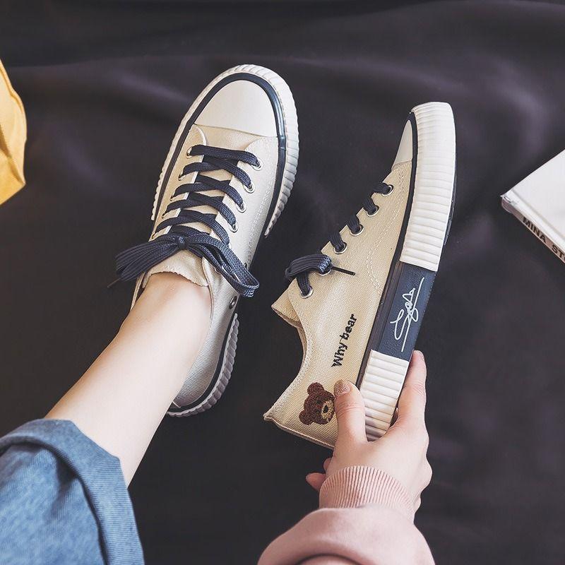 Женская обувь, женские массивные кроссовки, парусиновые туфли на плоской платформе со шнуровкой и толстой подошвой 35
Женская обувь, женские массивные кроссовки, парусиновые туфли на плоской платформе со шнуровкой и толстой подошвой 35