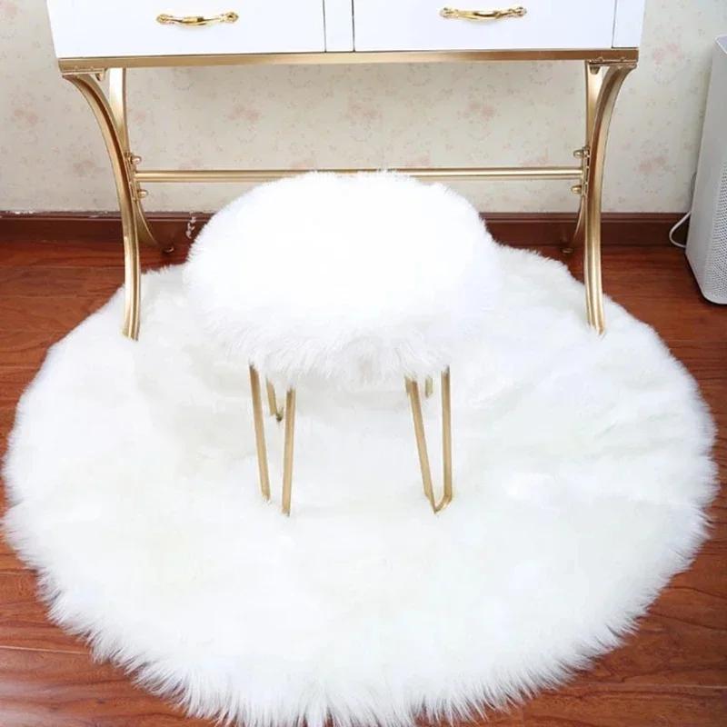 Artificial Sheepskin Rug Bedroom Mat Wool Warm Hairy Carpet Chair Cover Home Docoration Seat Fur Pad Carpets for Living Room 30cm розовый
Artificial Sheepskin Rug Bedroom Mat Wool Warm Hairy Carpet Chair Cover Home Docoration Seat Fur Pad Carpets for Living Room 30cm розовый