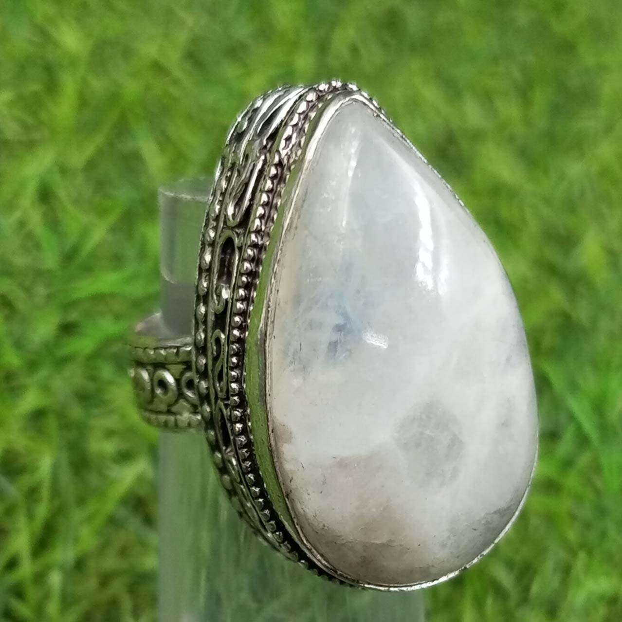Лунный камень Драгоценный камень 925 пробы Посеребренное антикварное винтажное кольцо США SZ 8 Ювелирные изделия AVRF120
Лунный камень Драгоценный камень 925 пробы Посеребренное антикварное винтажное кольцо США SZ 8 Ювелирные изделия AVRF120