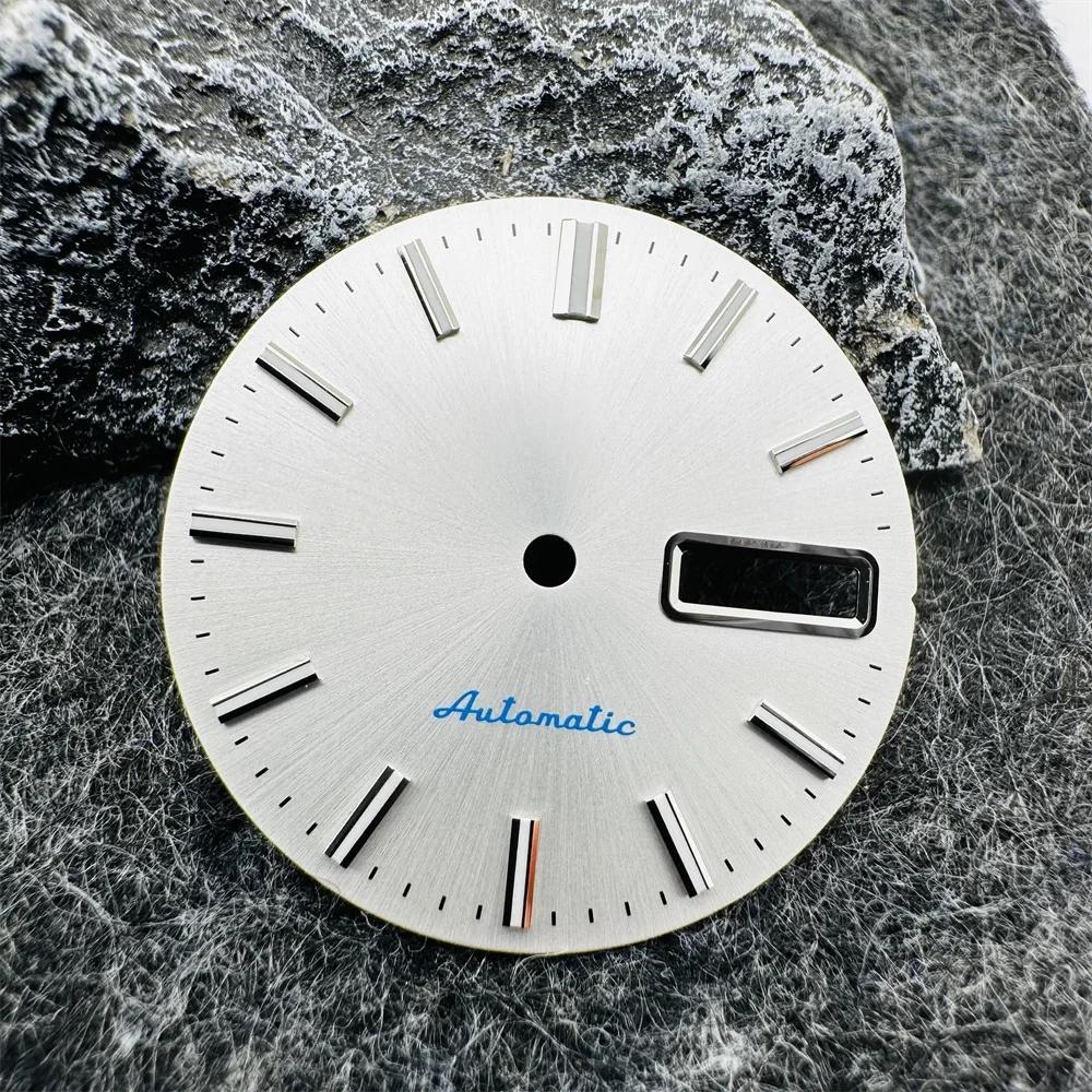 28.5mm NH36 Black / White Watch Dial C3 Green Luminous Watch Faces Mechanical Watch Accessories for SK007 NH36A Movement NH36A
28.5mm NH36 Black / White Watch Dial C3 Green Luminous Watch Faces Mechanical Watch Accessories for SK007 NH36A Movement NH36A