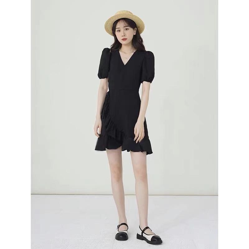 Petite Black V-Neck Summer Dress 2024: Slimming Waist, Chic Temperament XX-Large чёрный
Petite Black V-Neck Summer Dress 2024: Slimming Waist, Chic Temperament XX-Large чёрный