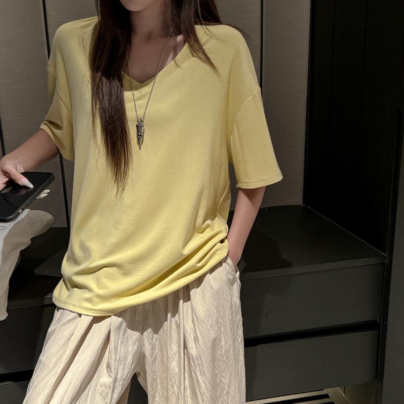 Summer Korean large-scale shoulder sleeves V-neck short-sleeved T-shirt women s basic outer wear high-end lazy style top tide xl (suitable for weight 65-75kg )
Summer Korean large-scale shoulder sleeves V-neck short-sleeved T-shirt women s basic outer wear high-end lazy style top tide xl (suitable for weight 65-75kg )