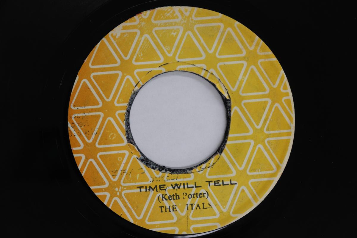 7inch Record ITALS - Time Will Tell NONE SPIDERMAN 1974 Jamaica Reggae, Ska & Dub Used
7inch Record ITALS - Time Will Tell NONE SPIDERMAN 1974 Jamaica Reggae, Ska & Dub Used